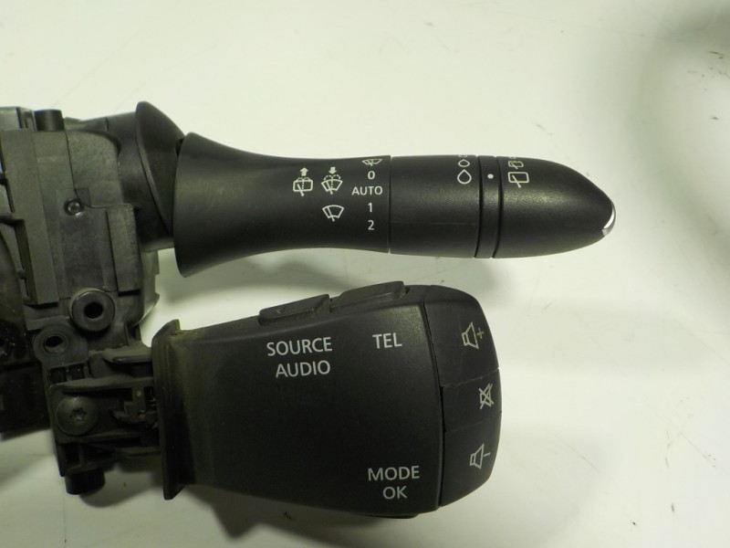 Recambio de mando luces para renault kadjar 1.6 dci diesel fap energy referencia OEM IAM 255678341R 255678341R 