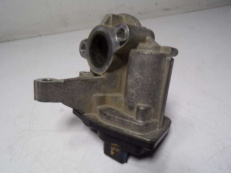 Recambio de valvula egr para renault kadjar 1.6 dci diesel fap energy referencia OEM IAM 147100789R H8201068965 