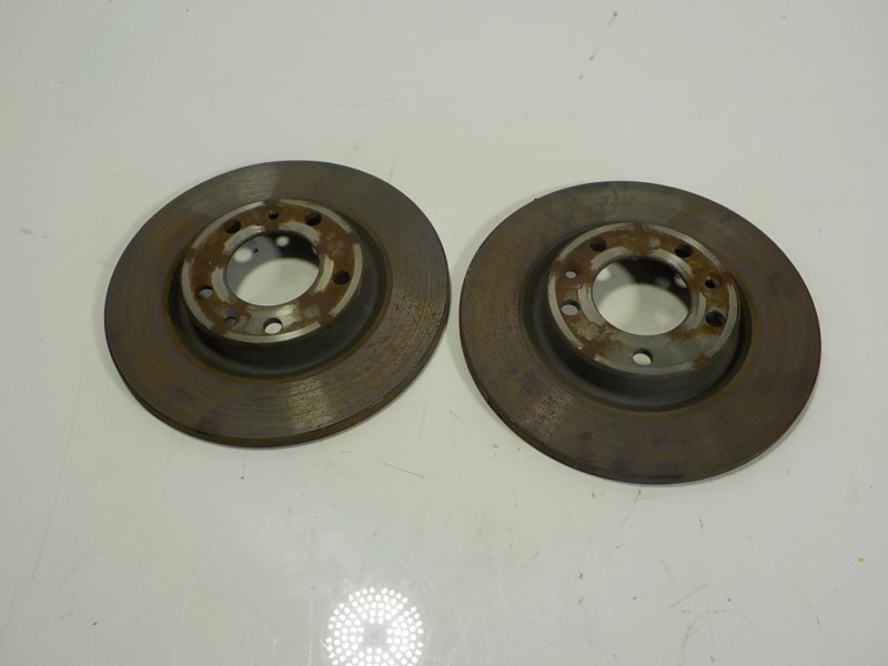 Recambio de disco freno trasero para opel grandland x 1.5 cdti dpf referencia OEM IAM 1642776380  