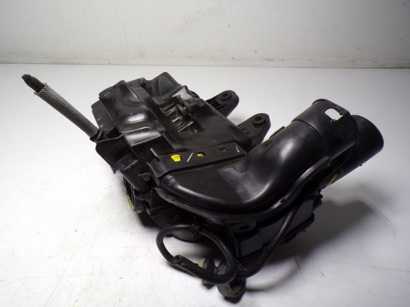 Recambio de filtro aire para opel grandland x 1.5 cdti dpf referencia OEM IAM 9828002080 9828002080 