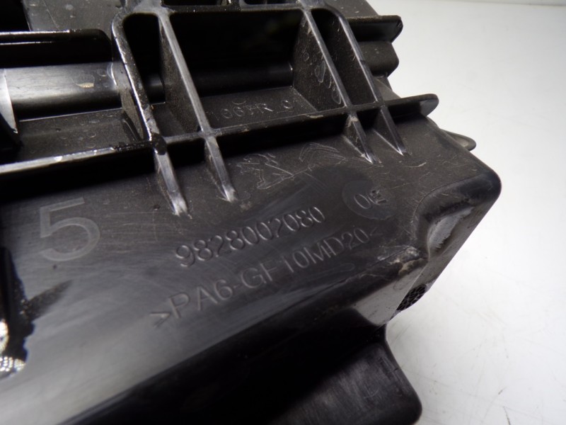 Recambio de filtro aire para opel grandland x 1.5 cdti dpf referencia OEM IAM 9828002080 9828002080 