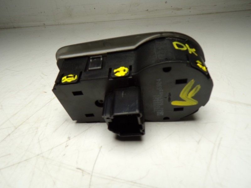 Recambio de mando luces para opel grandland x 1.5 cdti dpf referencia OEM IAM YQ000159YX 39085924 