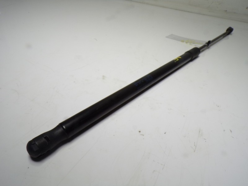 Recambio de amortiguador capot para volkswagen touran (5t1) 2.0 tdi referencia OEM IAM 5TA823359C 5TA823359C 