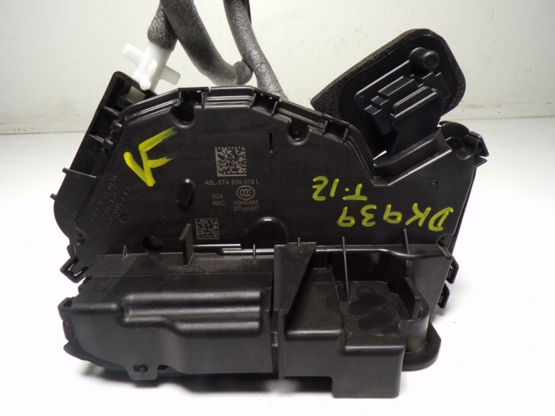 Recambio de cerradura puerta trasera izquierda para volkswagen touran (5t1) 2.0 tdi referencia OEM IAM 5TA839015L 5TA839015L 