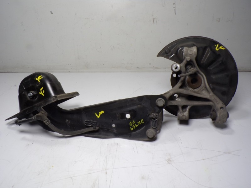 Recambio de mangueta trasera derecha para volkswagen touran (5t1) 2.0 tdi referencia OEM IAM 5QA505434B  5Q0505224D