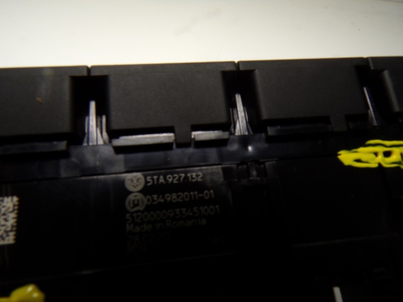 Recambio de modulo electronico para volkswagen touran (5t1) 2.0 tdi referencia OEM IAM 5TA9271321QB 5TA927132 