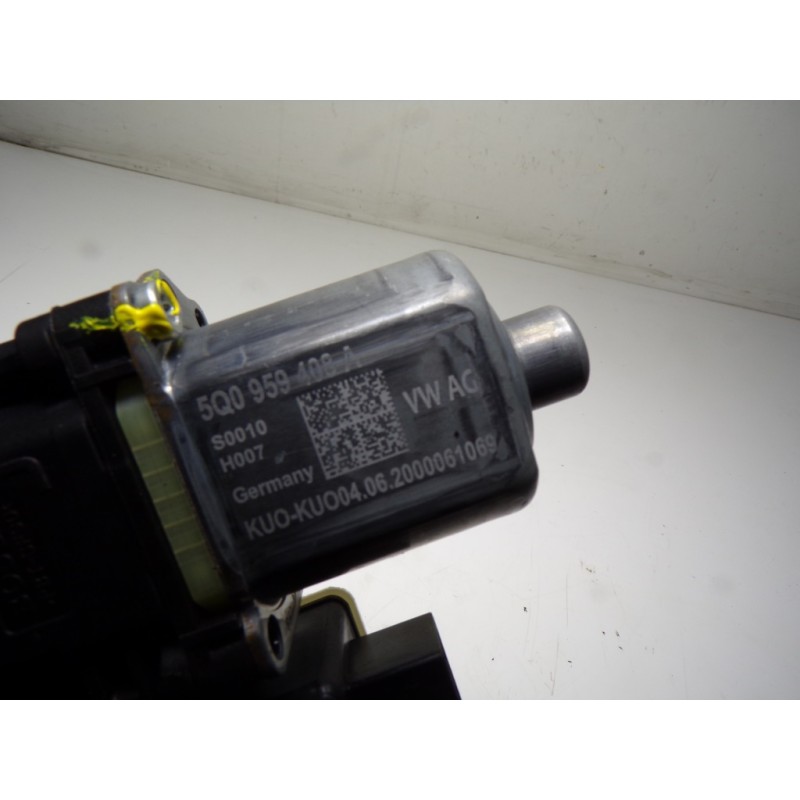 Recambio de motor elevalunas trasero derecho para volkswagen touran (5t1) 2.0 tdi referencia OEM IAM 5Q0959408A 5Q0959408A 