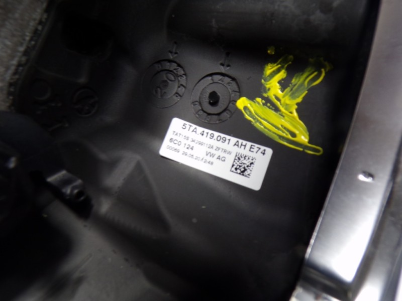 Recambio de volante para volkswagen touran (5t1) 2.0 tdi referencia OEM IAM 5TA419091AHE74 5TA419091AH 