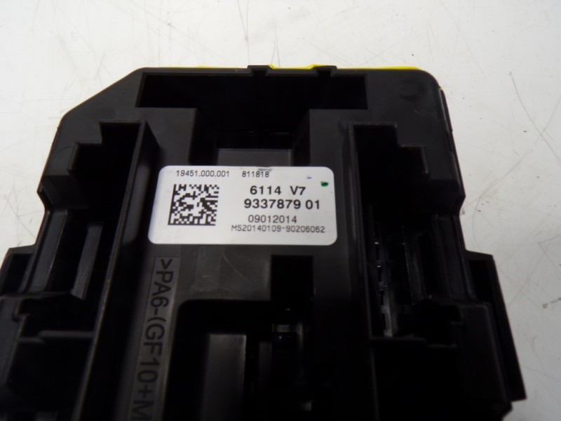 Recambio de caja reles / fusibles para bmw serie 4 cabrio (f33) 2.0 turbodiesel referencia OEM IAM 61149224866 933787901 