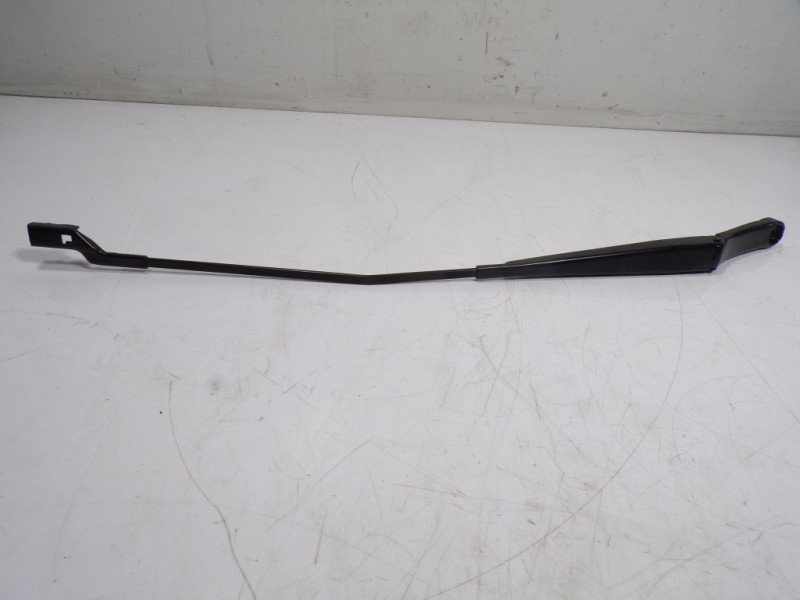 Recambio de brazo limpia delantero derecho para seat leon sportstourer (kl8) xcellence referencia OEM IAM 5FB955410  