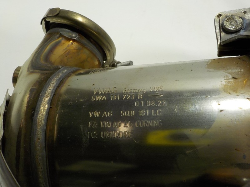 Recambio de catalizador para seat leon sportstourer (kl8) xcellence referencia OEM IAM 5WA254500HX 5WA131723B 