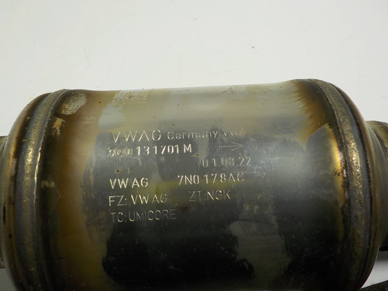Recambio de catalizador para seat leon sportstourer (kl8) xcellence referencia OEM IAM 5WA254500HX 5WA131723B 