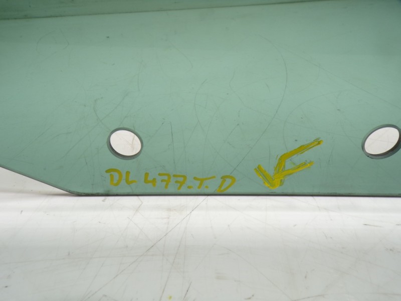 Recambio de cristal puerta trasero derecho para seat leon sportstourer (kl8) xcellence referencia OEM IAM 5FE845026E  