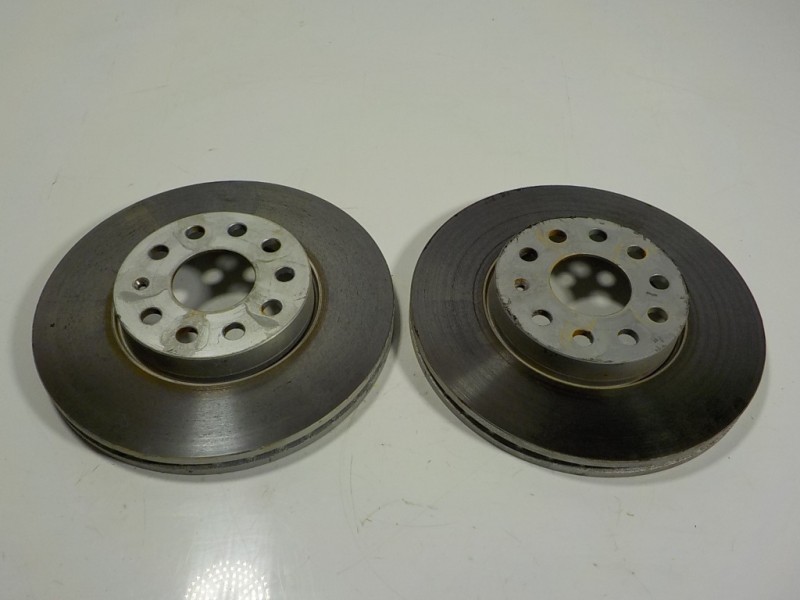 Recambio de disco freno delantero para seat leon sportstourer (kl8) xcellence referencia OEM IAM 5Q0615301H  