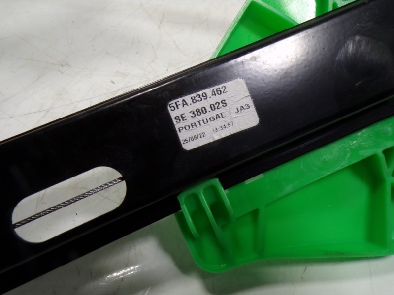 Recambio de elevalunas trasero derecho para seat leon sportstourer (kl8) xcellence referencia OEM IAM 5FA839462 5FA839462 