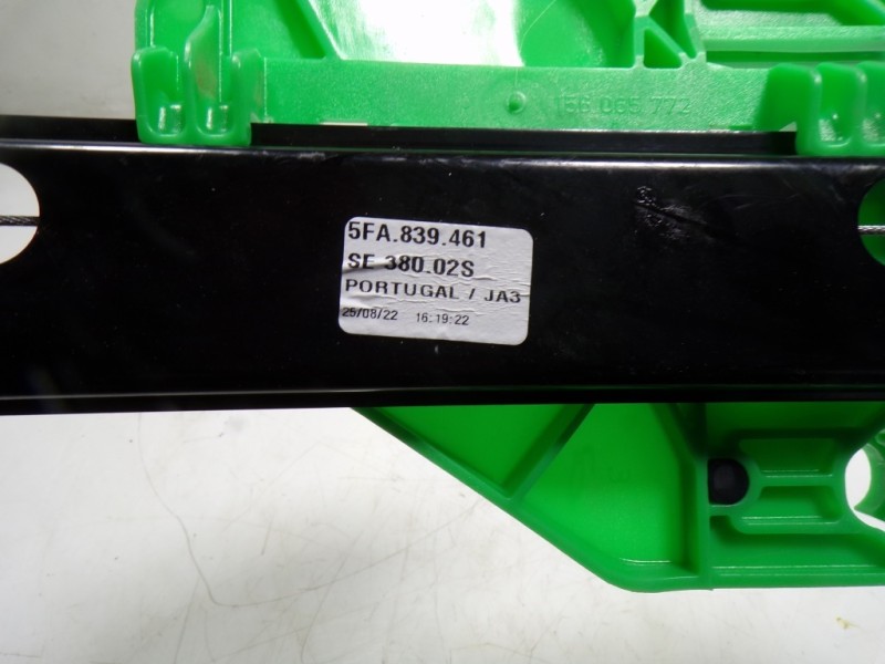 Recambio de elevalunas trasero izquierdo para seat leon sportstourer (kl8) xcellence referencia OEM IAM 5FA839461 5FA839461 