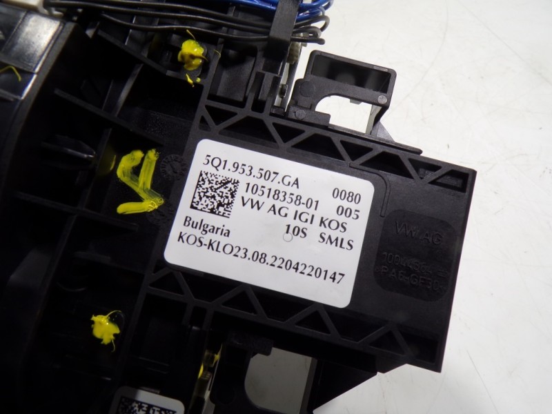 Recambio de mando intermitentes para seat leon sportstourer (kl8) xcellence referencia OEM IAM 5Q1953507GAIGI 5Q1953507GA 