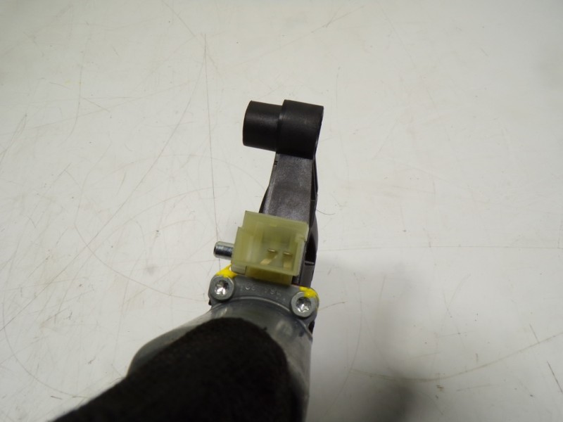 Recambio de motor elevalunas delantero derecho para seat leon sportstourer (kl8) xcellence referencia OEM IAM 5Q0959802C 5Q09598