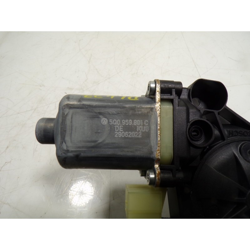 Recambio de motor elevalunas delantero izquierdo para seat leon sportstourer (kl8) xcellence referencia OEM IAM 5Q0959801C 5Q095