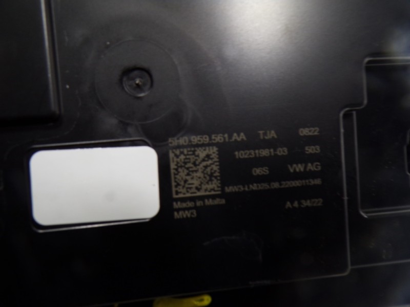 Recambio de piloto interior para seat leon sportstourer (kl8) xcellence referencia OEM IAM 5H0959561AATJA 5H0959561AA 