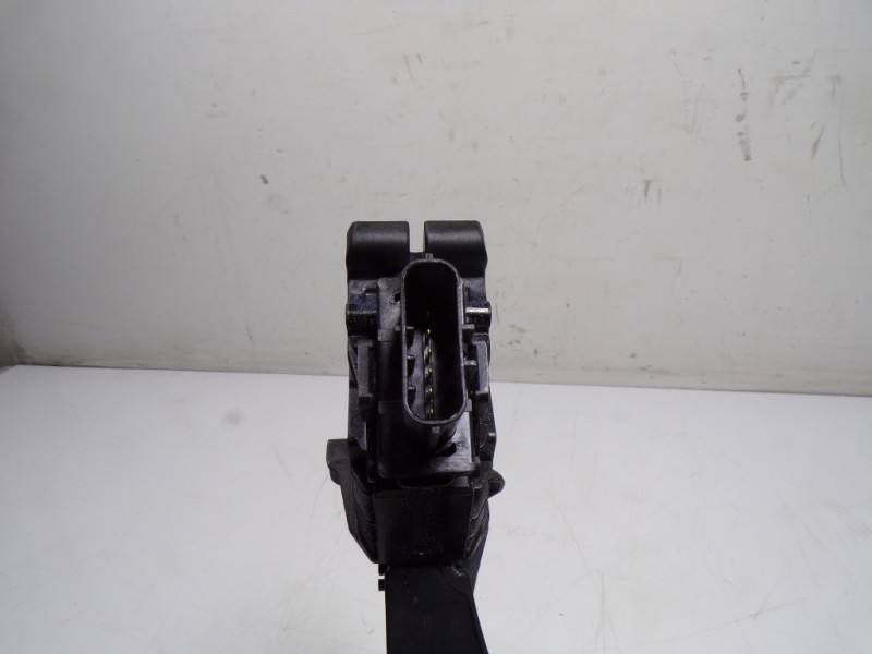 Recambio de potenciometro pedal para seat leon sportstourer (kl8) xcellence referencia OEM IAM 5Q1723503K 5Q1723503K 