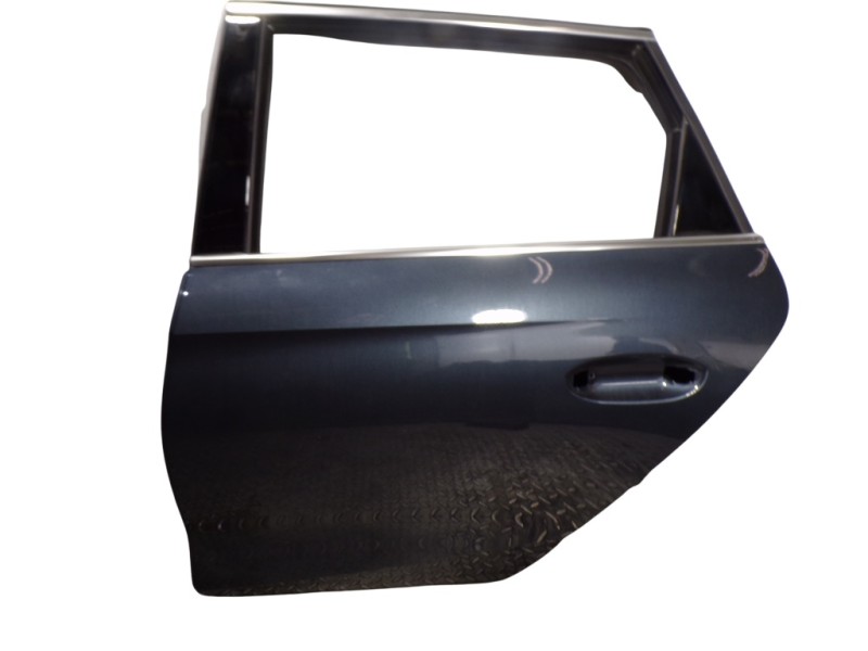 Recambio de puerta trasera izquierda para seat leon sportstourer (kl8) xcellence referencia OEM IAM 5FE833051C  
