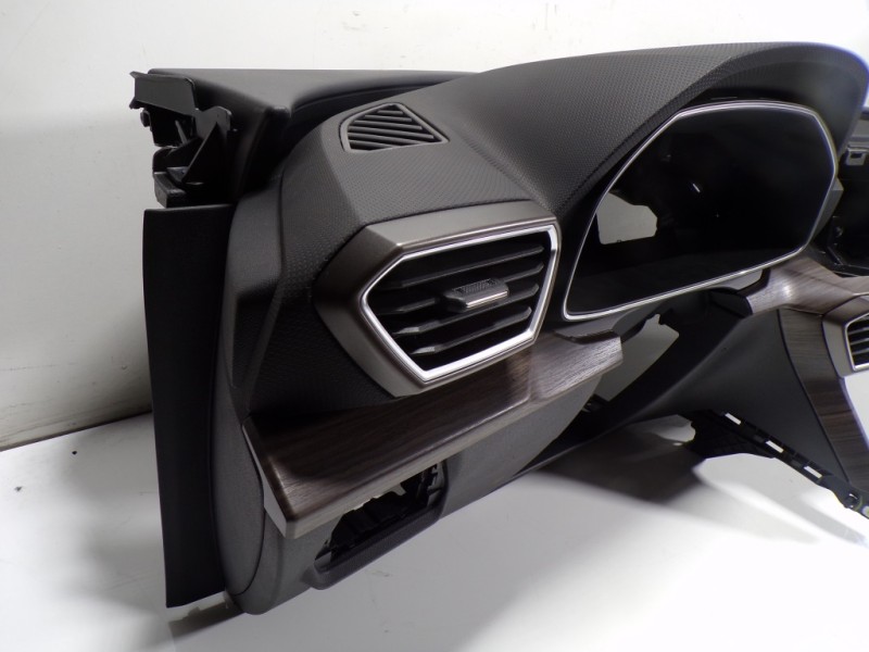 Recambio de salpicadero para seat leon sportstourer (kl8) xcellence referencia OEM IAM 5FB857003N4PK 5FB857841A 5FA880204H