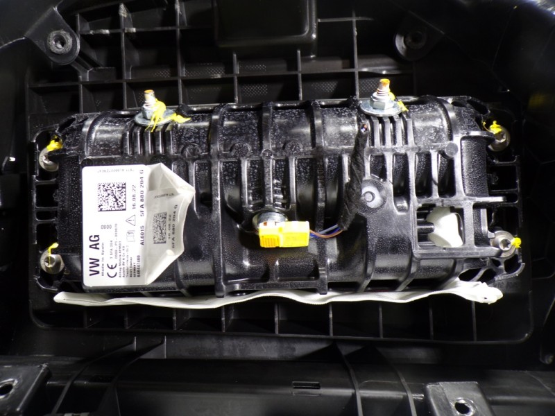 Recambio de salpicadero para seat leon sportstourer (kl8) xcellence referencia OEM IAM 5FB857003N4PK 5FB857841A 5FA880204H