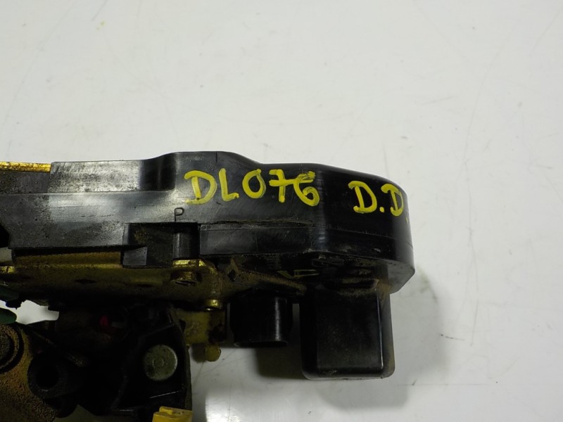 Recambio de cerradura puerta delantera derecha para jeep commander 3.0 v6 crd limited referencia OEM IAM 55396530AC  