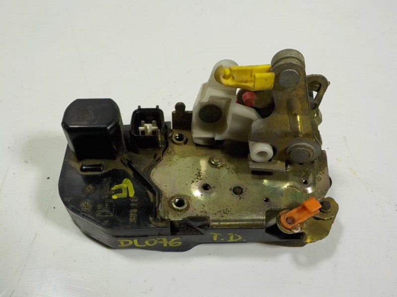 Recambio de cerradura puerta trasera derecha para jeep commander 3.0 v6 crd limited referencia OEM IAM 55396532AB  