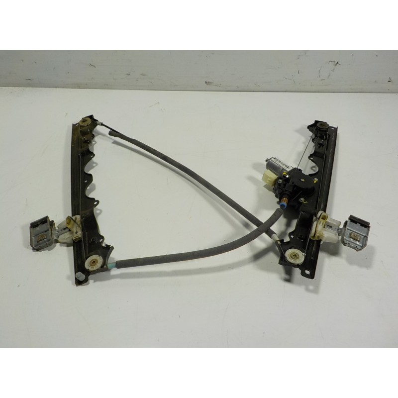 Recambio de elevalunas delantero derecho para jeep commander 3.0 v6 crd limited referencia OEM IAM 55396480AB 55396480AD 