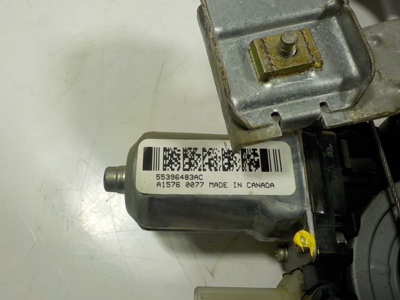 Recambio de elevalunas trasero izquierdo para jeep commander 3.0 v6 crd limited referencia OEM IAM 55396483AB 55396483AC 