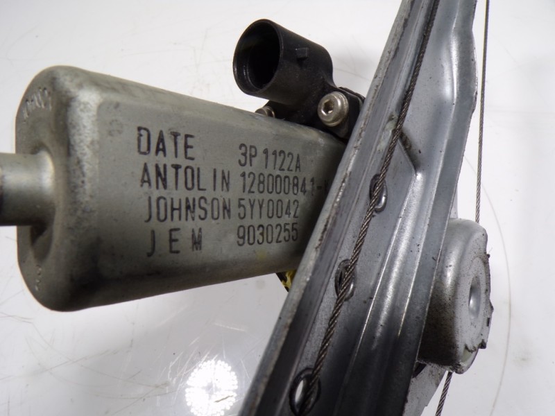 Recambio de elevalunas delantero izquierdo para dacia duster 1.5 dci diesel fap cat referencia OEM IAM 807213506R 128000841 