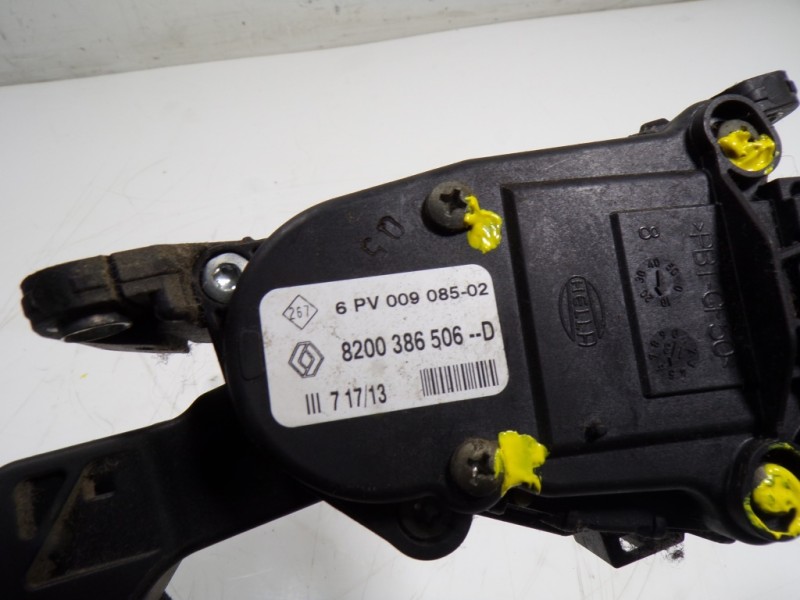 Recambio de potenciometro pedal para dacia duster 1.5 dci diesel fap cat referencia OEM IAM 6001548477 6PV00908502 