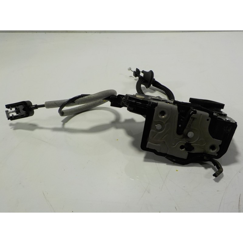 Recambio de cerradura puerta trasera derecha para seat ibiza (kj1) fr referencia OEM IAM 10A839016 10A839016 