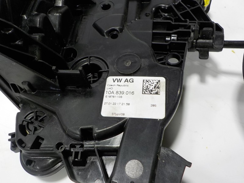 Recambio de cerradura puerta trasera derecha para seat ibiza (kj1) fr referencia OEM IAM 10A839016 10A839016 