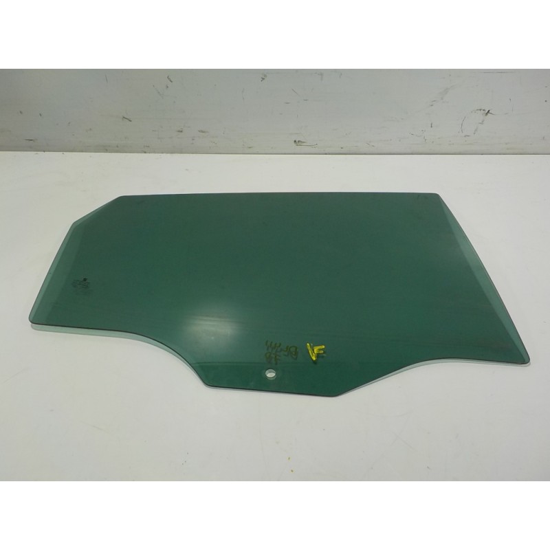 Recambio de cristal puerta trasero derecho para seat ibiza (kj1) fr referencia OEM IAM 6F0845026C  