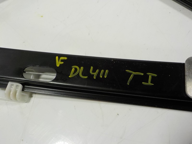 Recambio de elevalunas trasero izquierdo para seat ibiza (kj1) fr referencia OEM IAM 6F0839461C 6F0839461C 