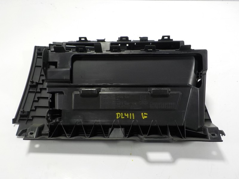 Recambio de guantera para seat ibiza (kj1) fr referencia OEM IAM 6F1857095AF82V 6F1857103N 