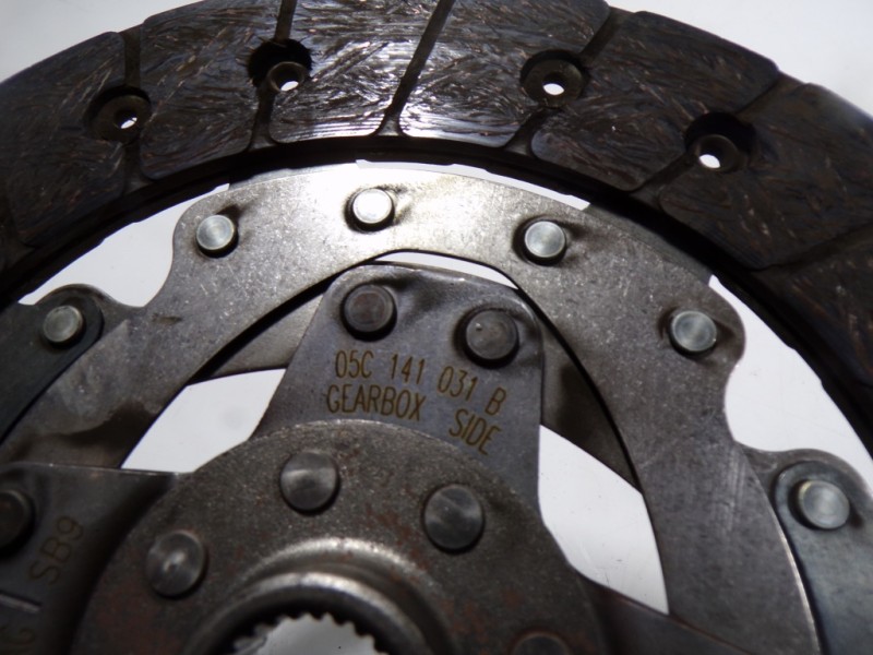 Recambio de kit embrague para seat ibiza (kj1) fr referencia OEM IAM 05C141015 05C141025A 05C105266