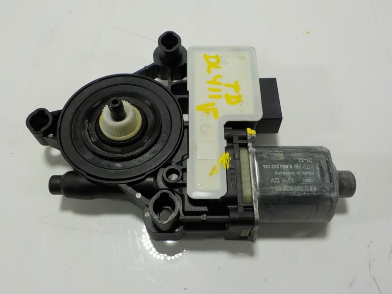 Recambio de motor elevalunas trasero derecho para seat ibiza (kj1) fr referencia OEM IAM 5Q0959408D 5Q0959408D 