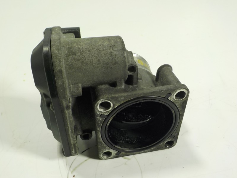 Recambio de caja mariposa para kia sorento drive 2wd referencia OEM IAM  351002F000 