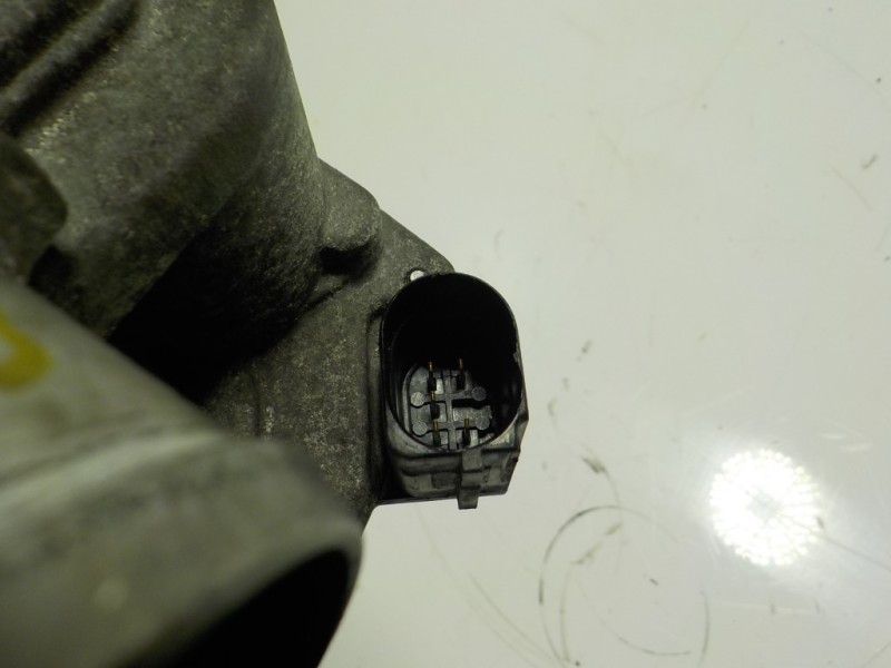 Recambio de caja mariposa para kia sorento drive 2wd referencia OEM IAM  351002F000 