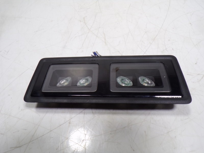 Recambio de piloto interior para seat leon sportstourer (kl8) xcellence referencia OEM IAM 5H0947290D9B9 5H0947290D 