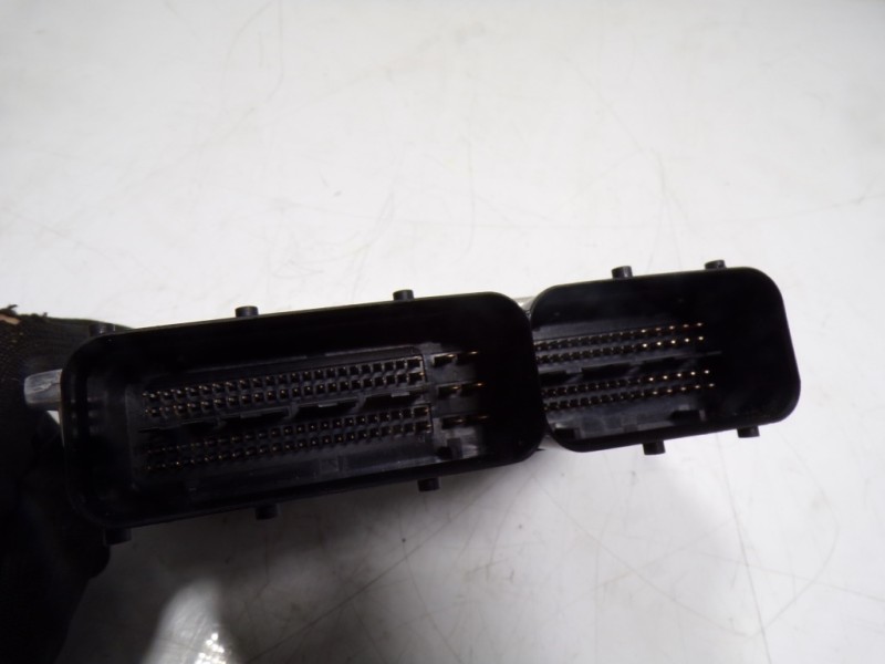 Recambio de centralita motor uce para seat leon sportstourer (kl8) xcellence referencia OEM IAM 05E906012AM5FN 05E907309G 