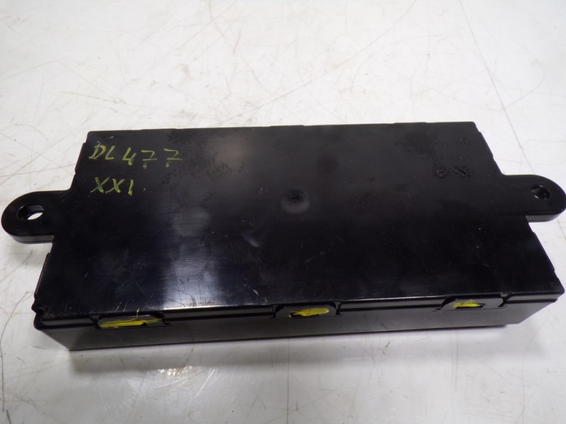 Recambio de modulo electronico para seat leon sportstourer (kl8) xcellence referencia OEM IAM 5WA907727AD 5WA907727AD 