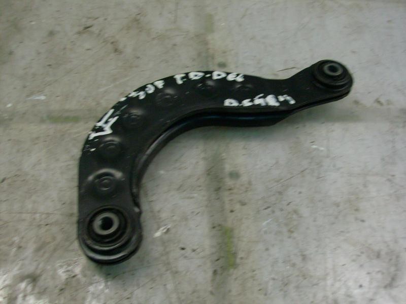 Recambio de brazo suspension superior trasero derecho para ford focus berlina (cap) ghia referencia OEM IAM   