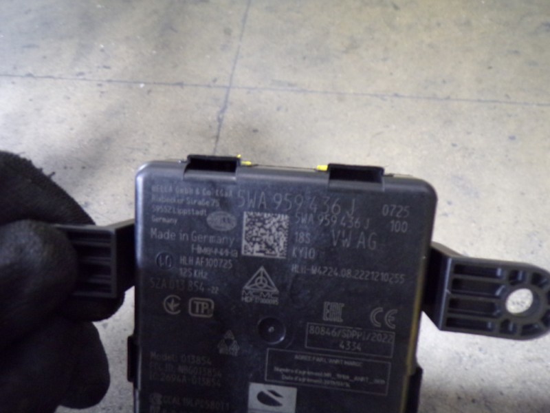 Recambio de modulo electronico para seat leon sportstourer (kl8) xcellence referencia OEM IAM 5WA959436J 5WA959436J 