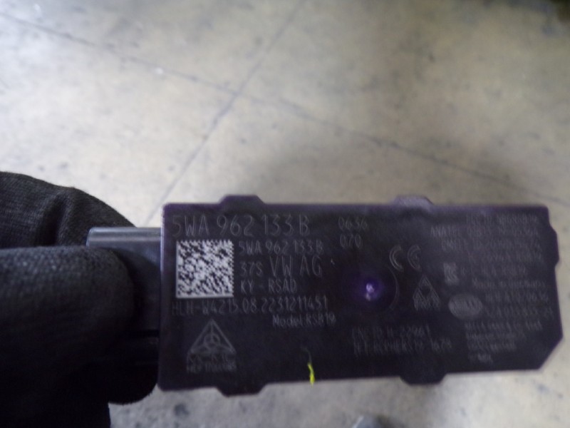 Recambio de modulo electronico para seat leon sportstourer (kl8) xcellence referencia OEM IAM 5WA962133B 5WA962133B 