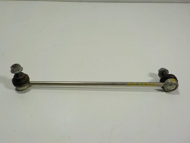 Recambio de tirante delantero derecho para seat leon sportstourer (kl8) xcellence referencia OEM IAM 5Q0411315A 5Q0411315A 